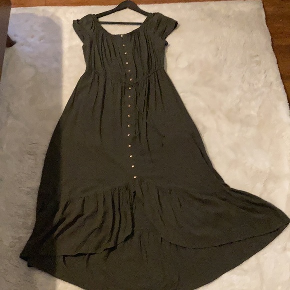Olive Pheasant dress with ruffle bottom. - Picture 2 of 3